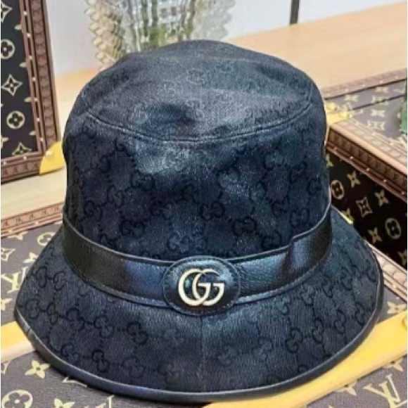 Gucci Balck GG Patterned Bucket Hat - Picture 1 of 4